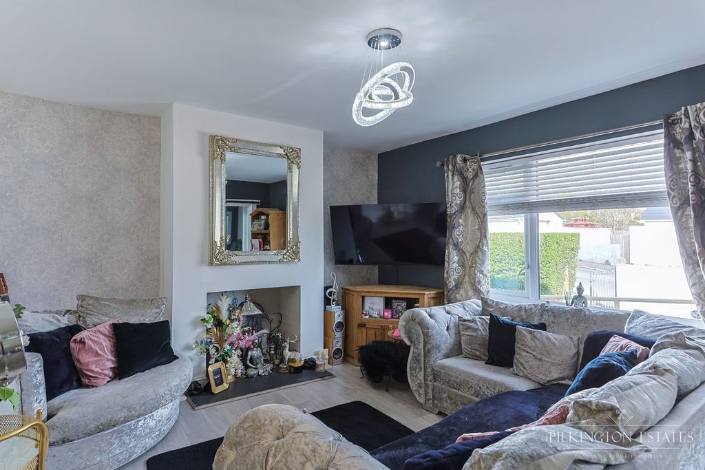 Property photo 3 of 12 5431232