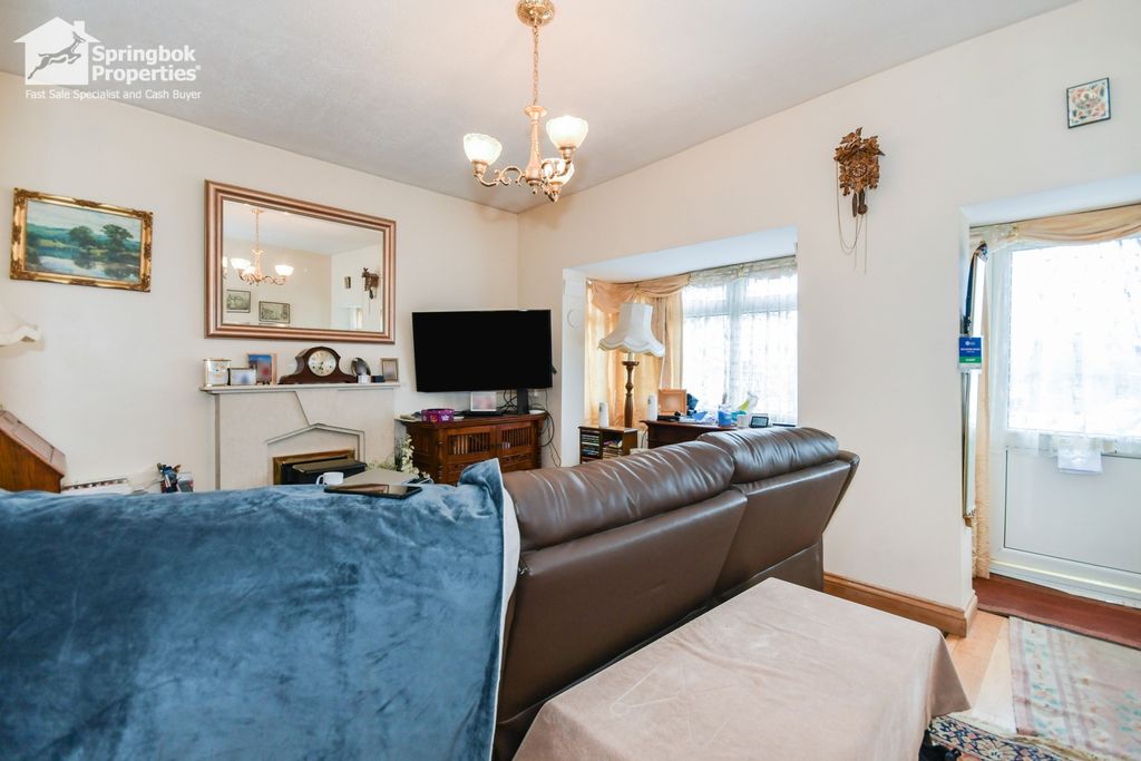 Property photo 3 of 12 Image 2