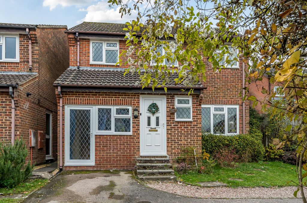 Property photo 1 of 16 1377011-3-690Cae2...