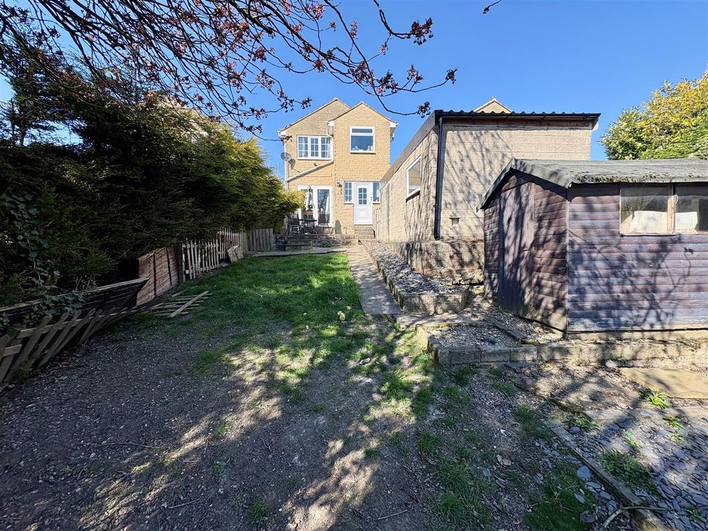 Property photo 1 of 14 Rear [2]