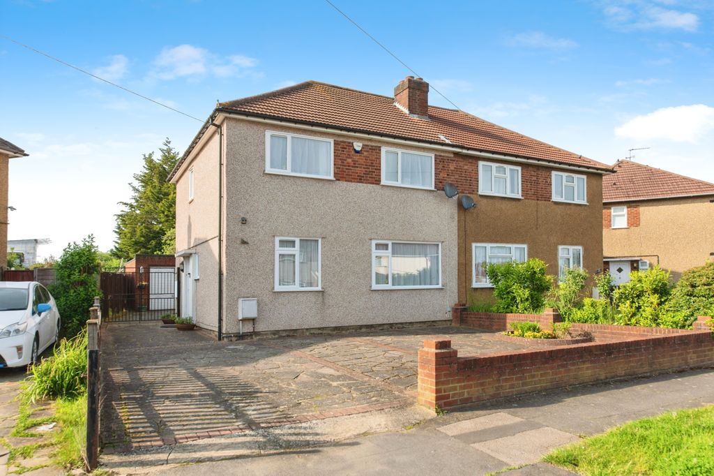 Property photo 2 of 13
