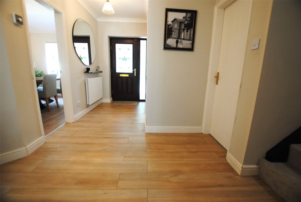 Property photo 3 of 31 Picture No. 29