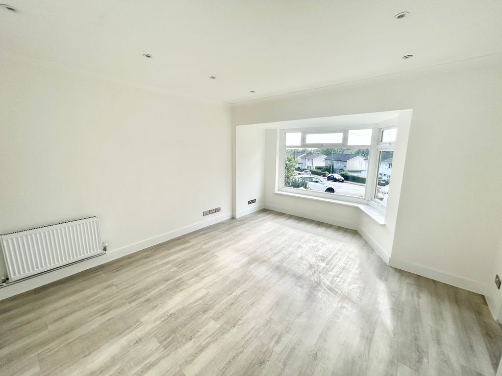 Property photo 3 of 15 Image
