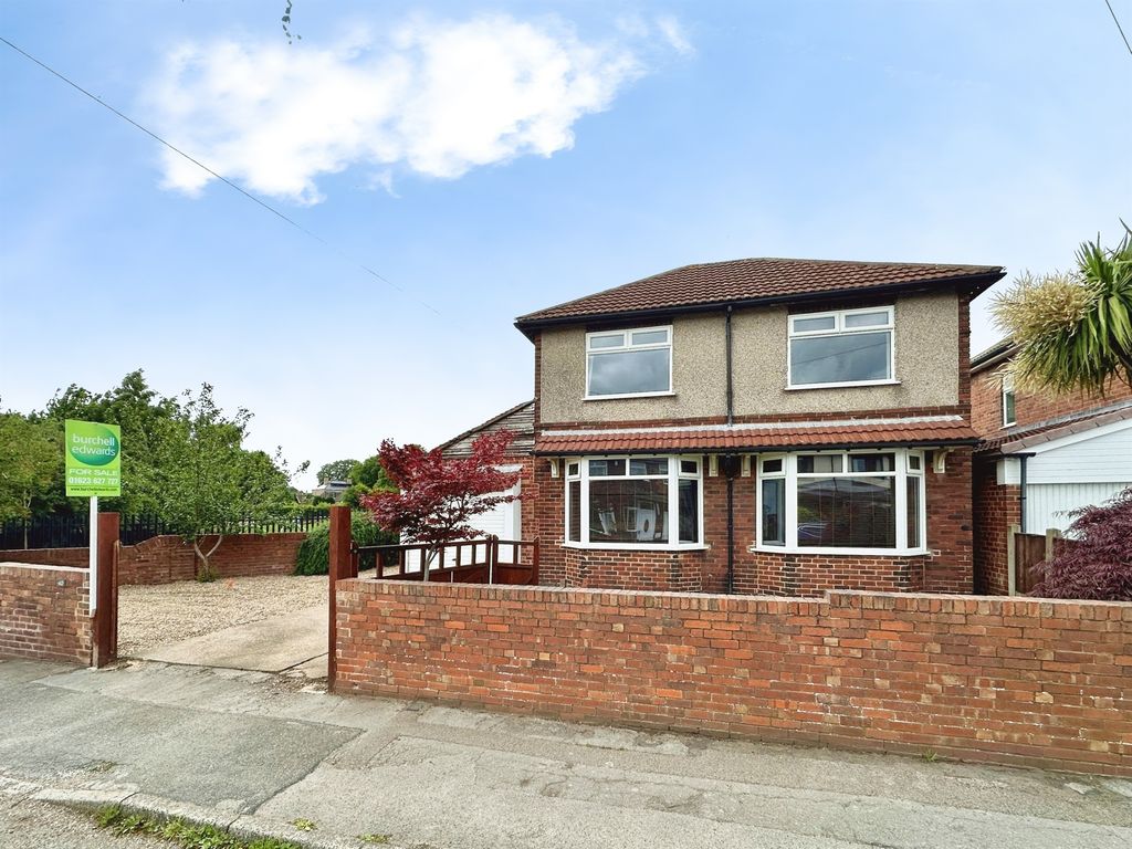 Property photo 1 of 19