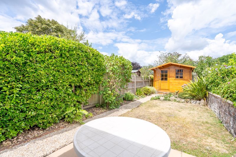 Property photo 1 of 18 Photo 11