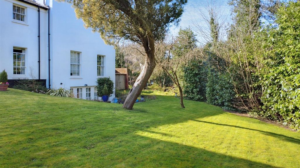 Property photo 3 of 25 Ibjwmt2Hzuij3Qlui9Ddfw.Jpg