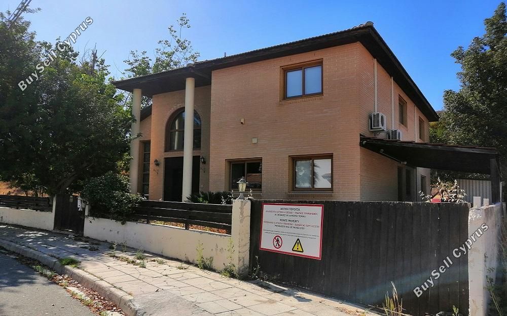 Property photo 1 of 3