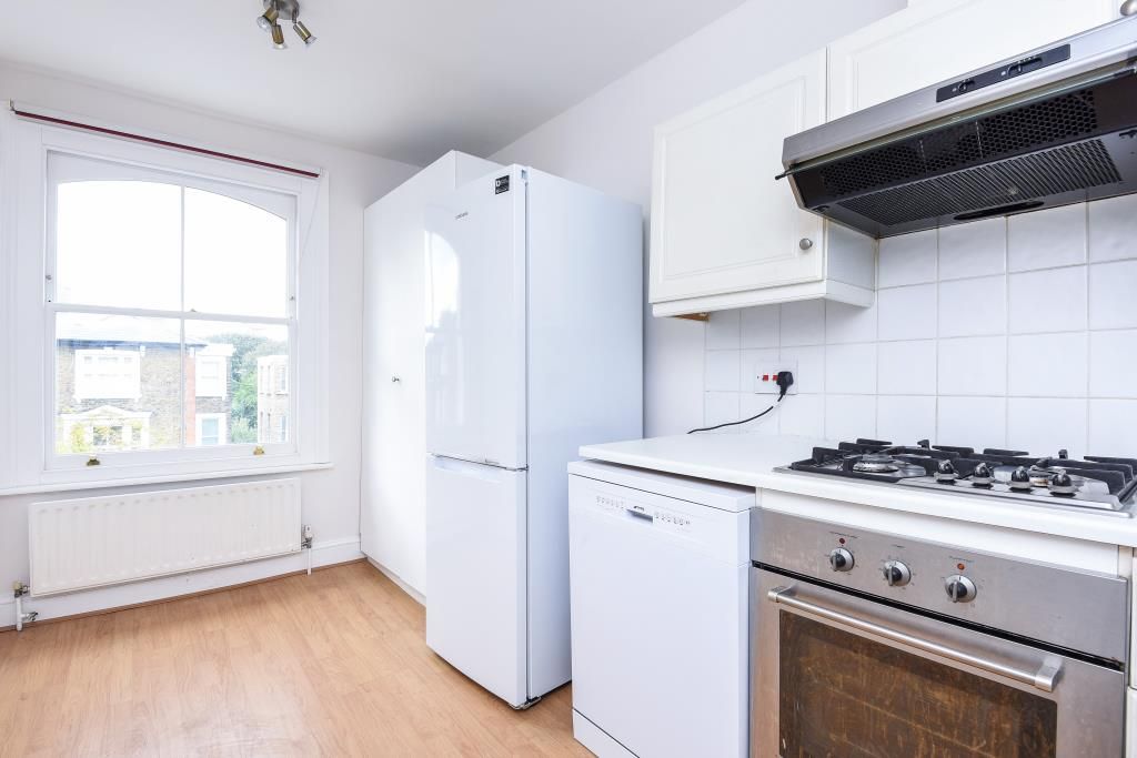 Property photo 2 of 10 Kitchen