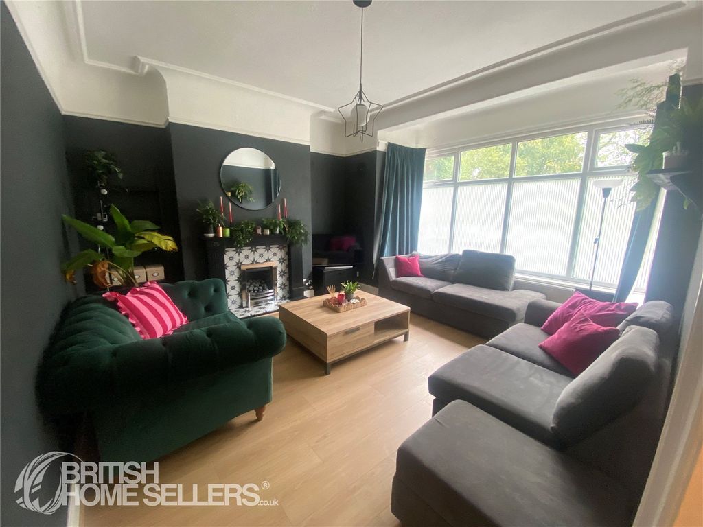 Property photo 3 of 15 3