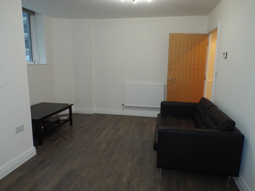 Property photo 3 of 6