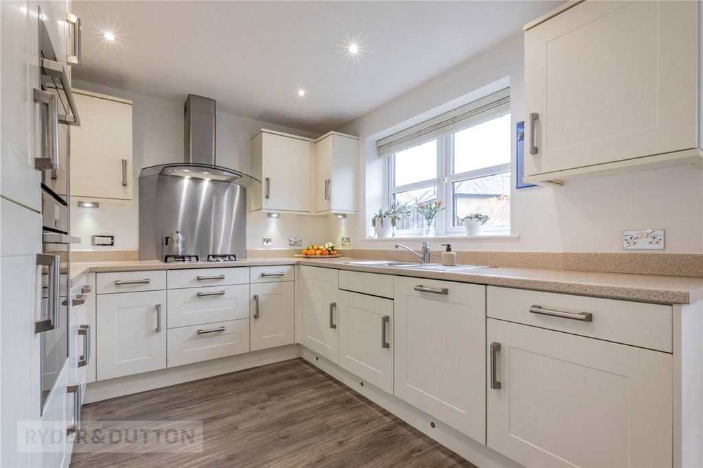 Property photo 3 of 22 Kitchen Diner