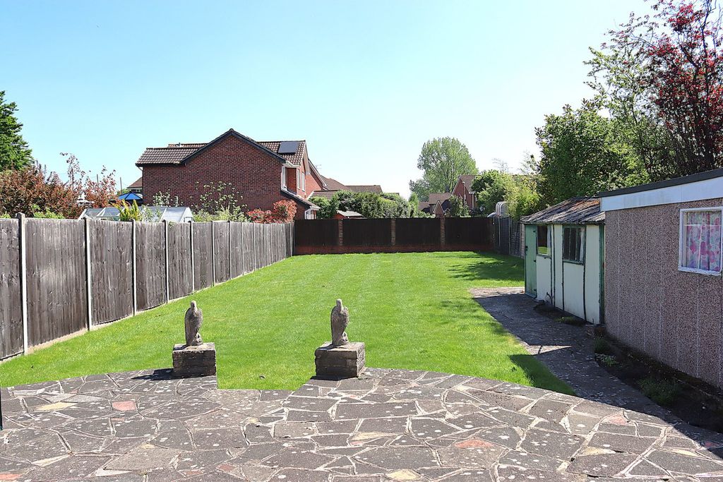 Property photo 2 of 14