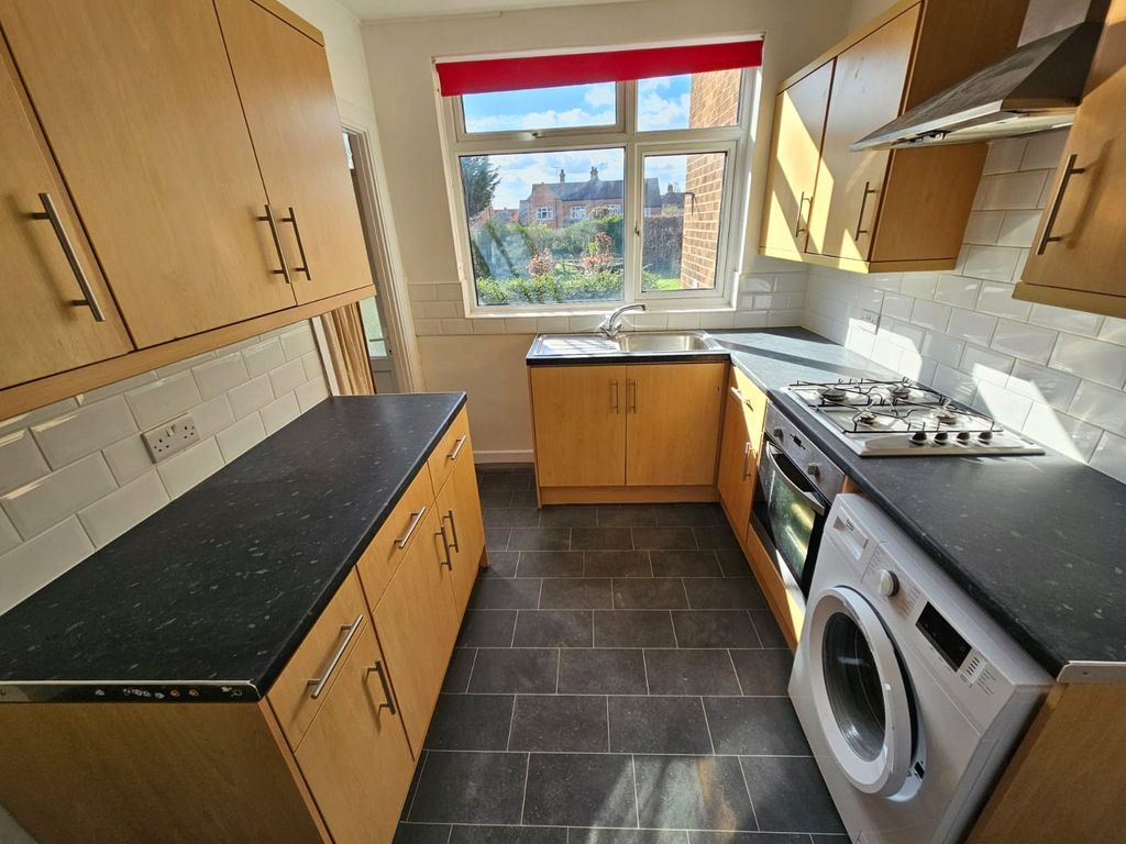 Property photo 2 of 10 Picture No. 12