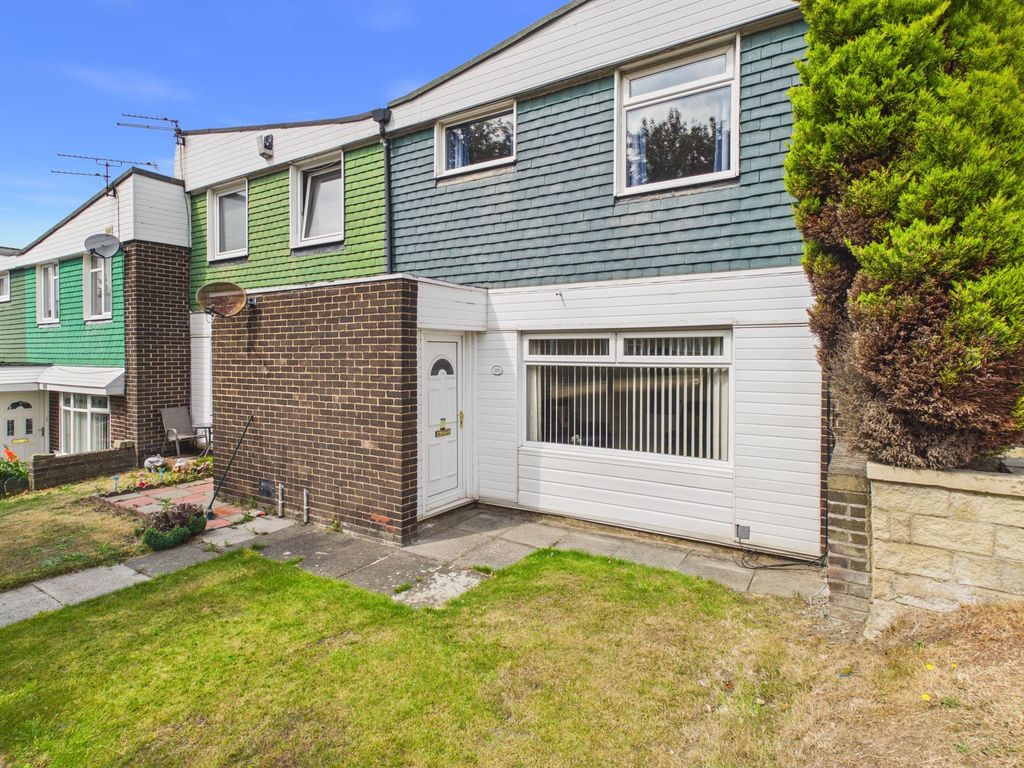 Property photo 1 of 12 External