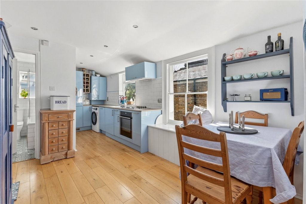 Property photo 2 of 12 Picture No. 08