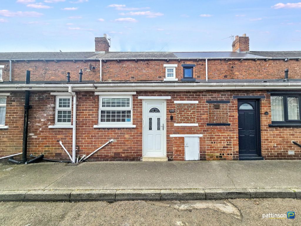 Property photo 2 of 13