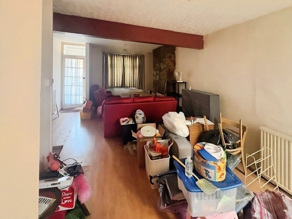 Property photo 2 of 7 Pbox-Img.Jpg
