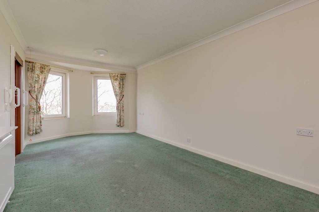 Property photo 3 of 10 Property Image 3