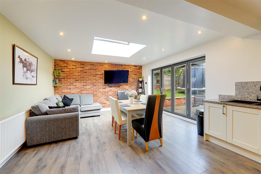 Property photo 1 of 25 Img_3093-Img_3095.Jpg