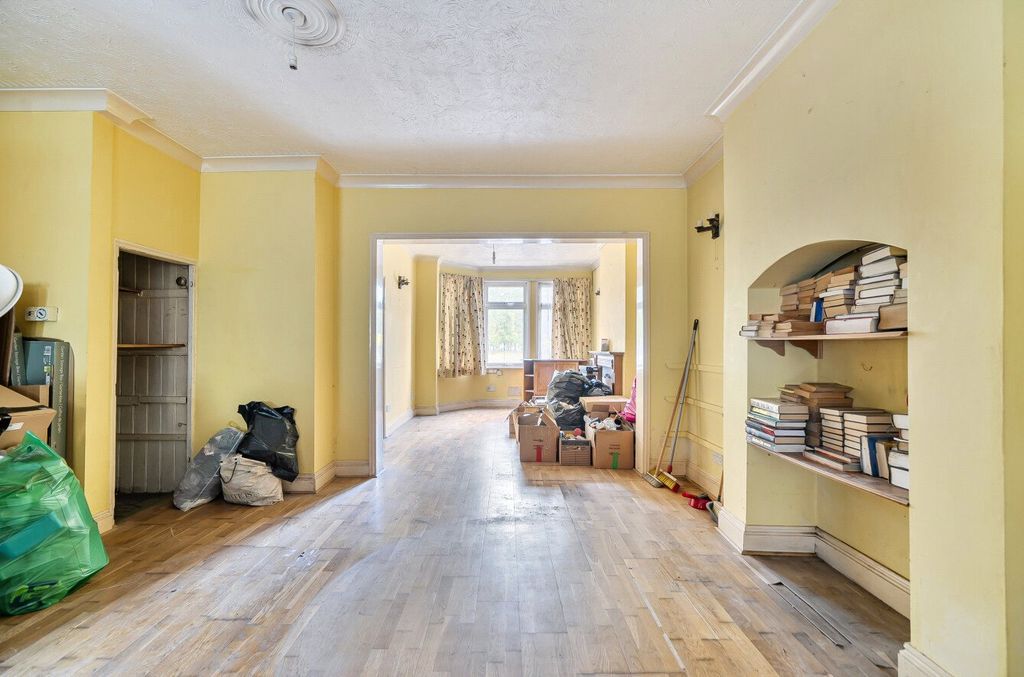 Property photo 2 of 14 Picture No. 02