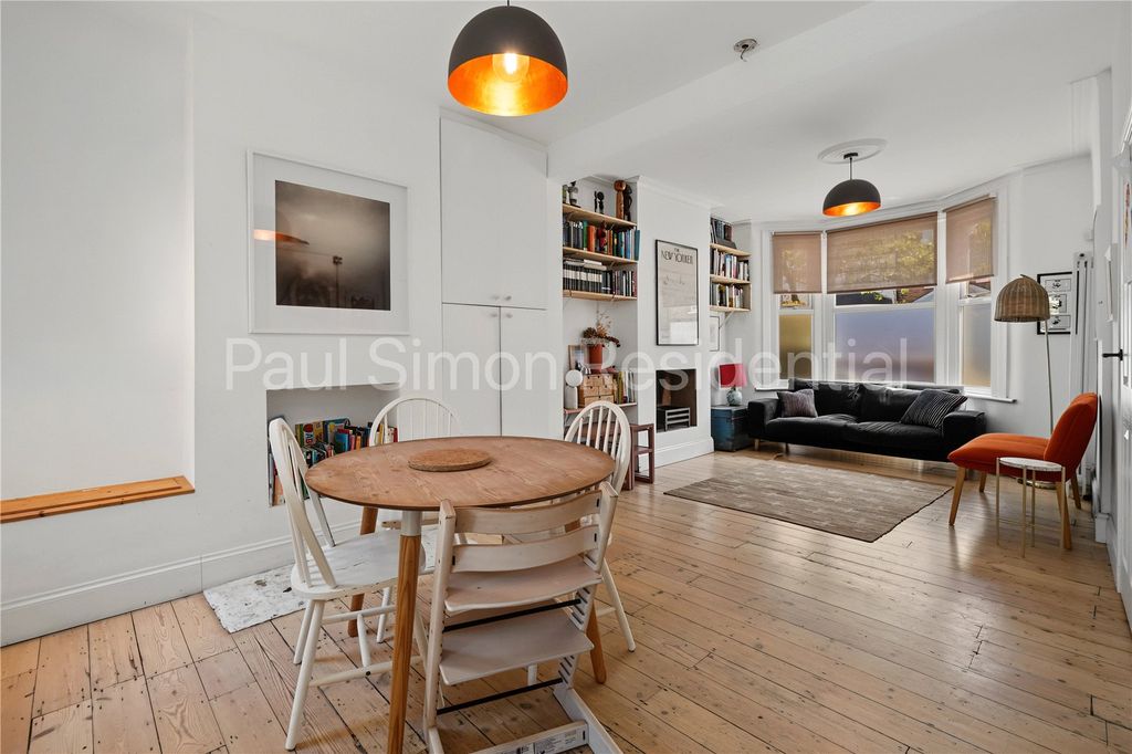 Property photo 3 of 12 Picture No. 09