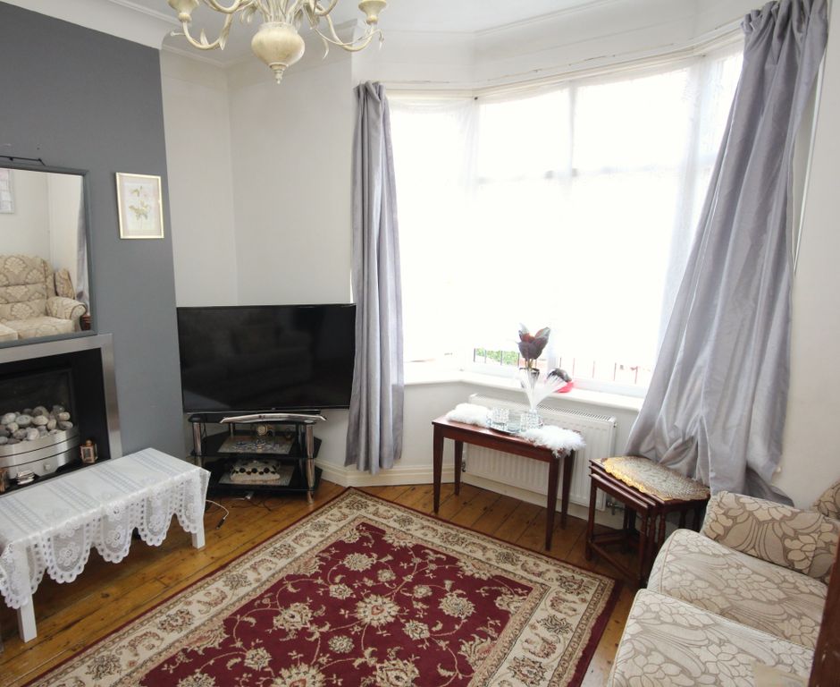 Property photo 2 of 9