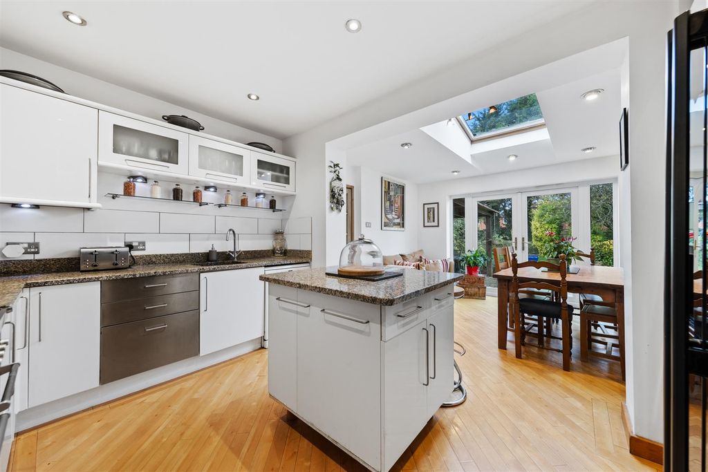Property photo 2 of 50 Kitchen/Dining Room