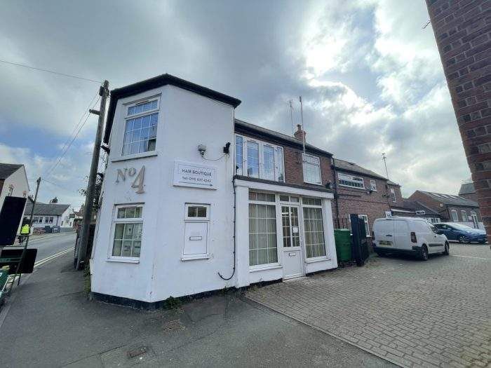 Property photo 2 of 11