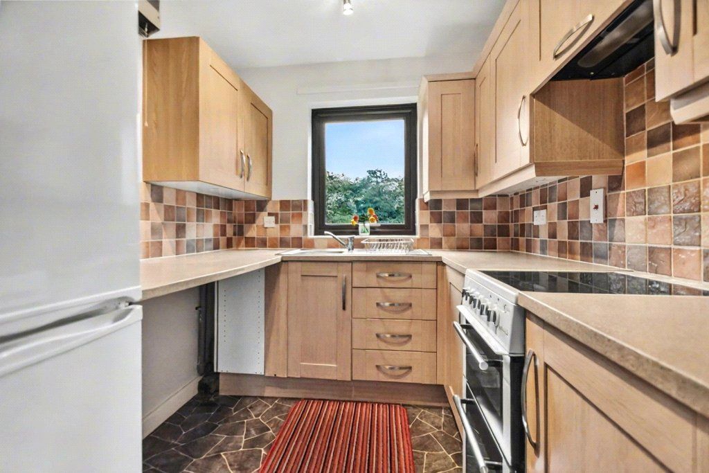 Property photo 3 of 11 Picture No. 16