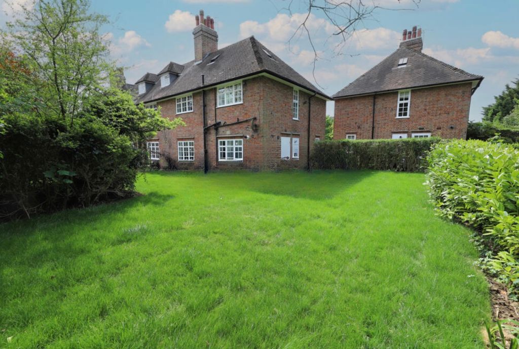 Property photo 3 of 7 Img_0733