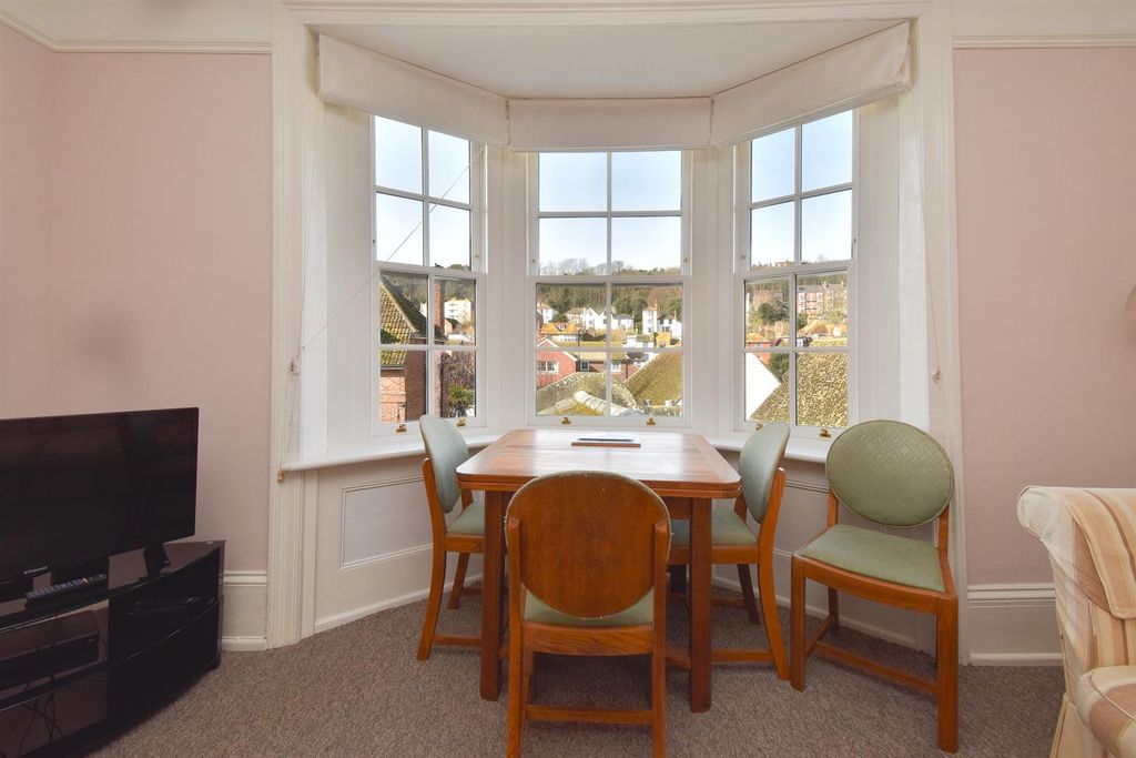 Property photo 2 of 12 Living Room