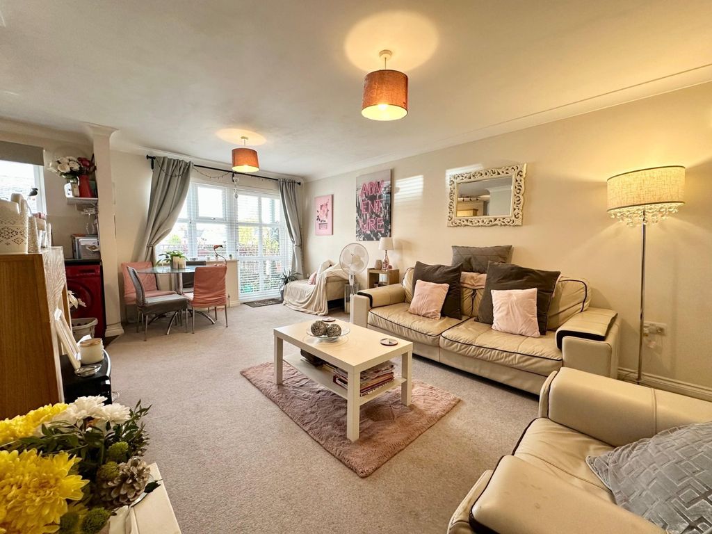 Property photo 2 of 9 Picture No. 02