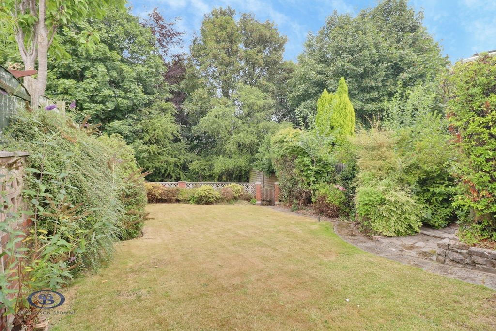 Property photo 2 of 17 Pbox-Img.Jpg