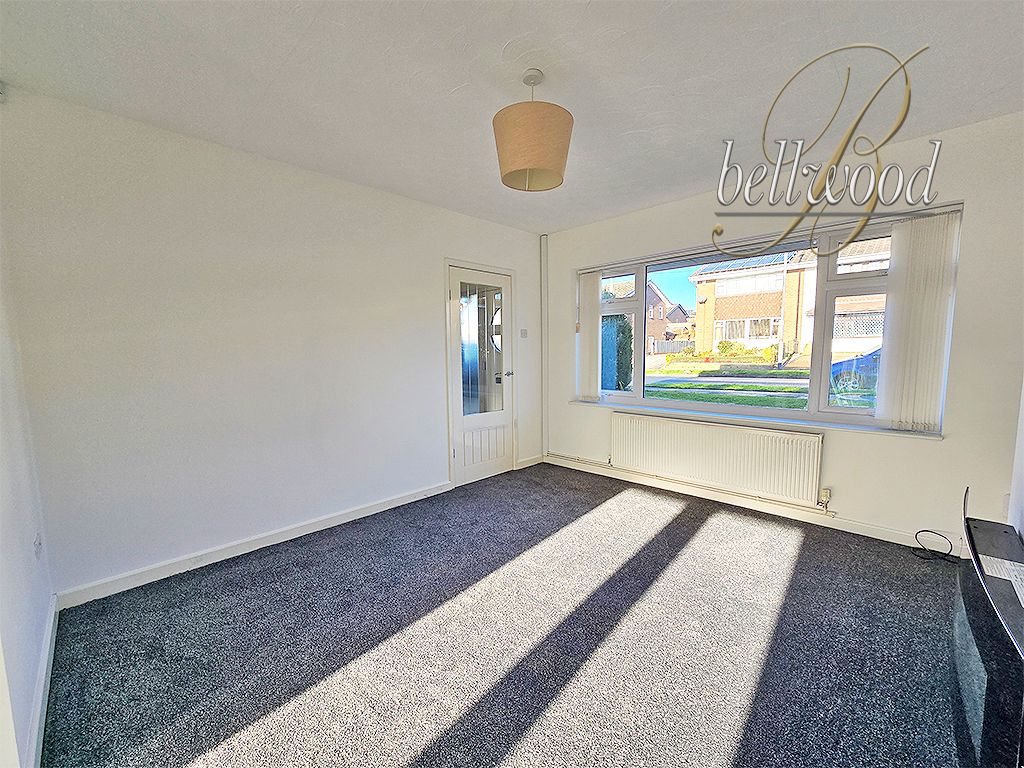 Property photo 3 of 27