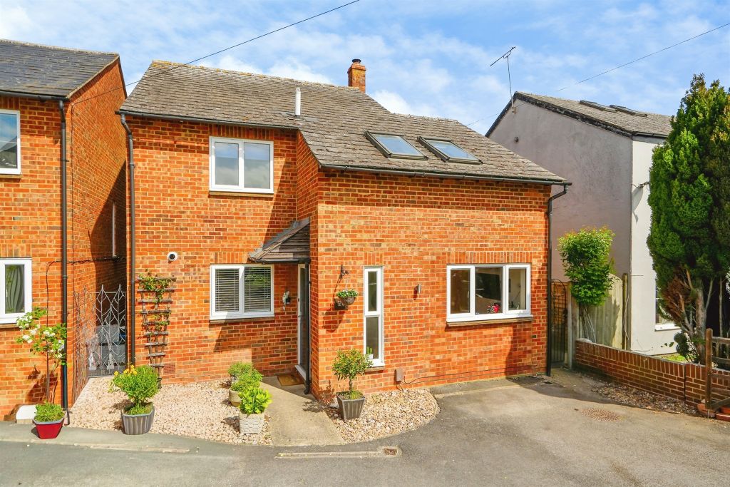 Property photo 1 of 40