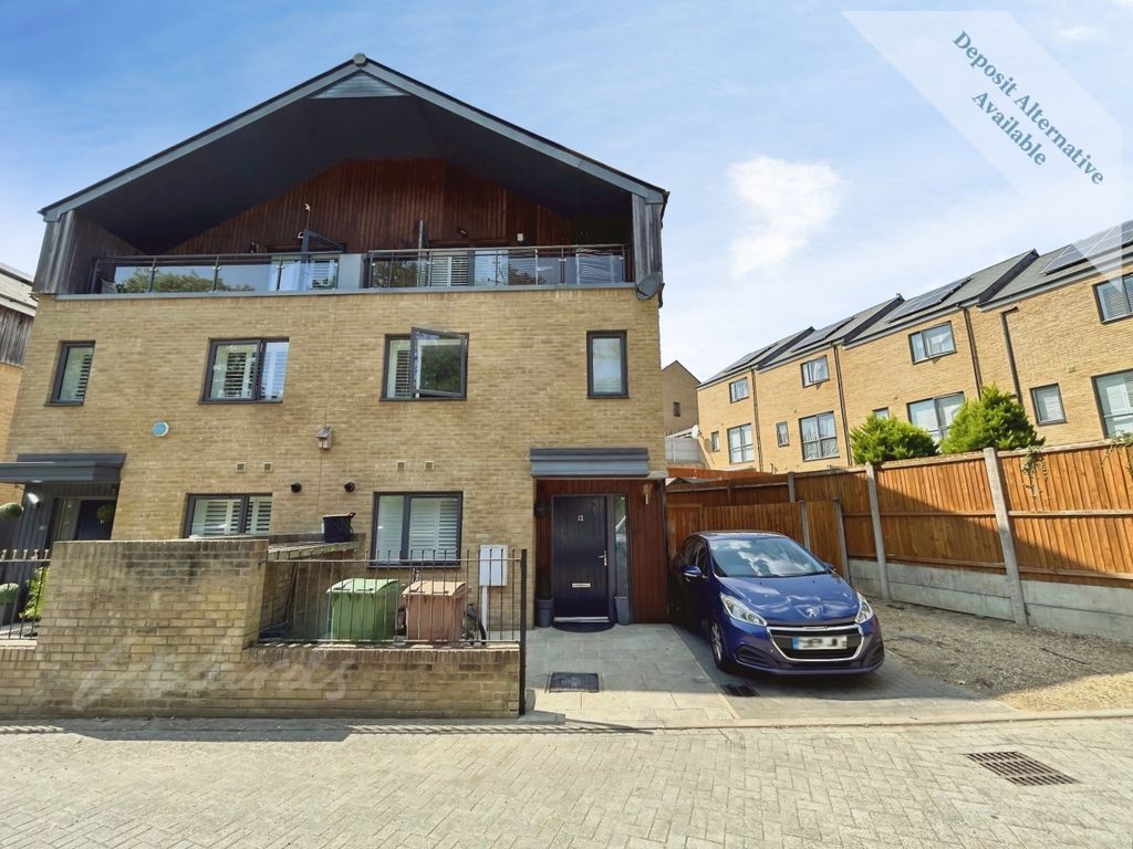 Property photo 1 of 12 Front Bluebell