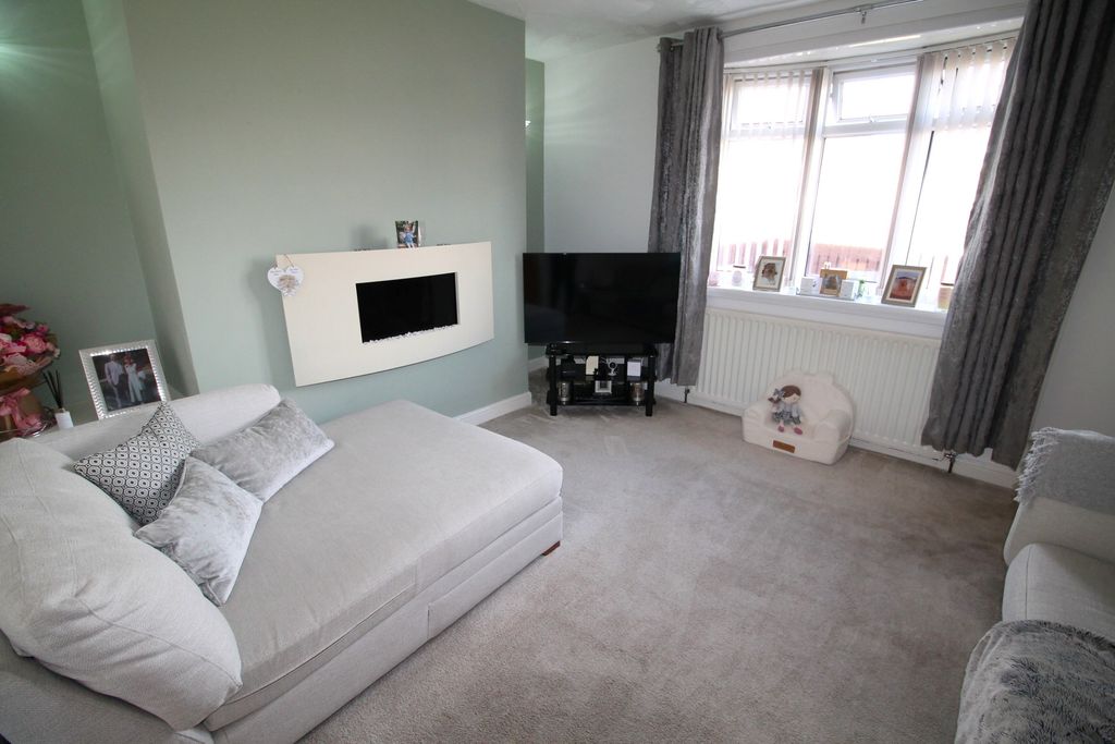 Property photo 2 of 12 Img_1470