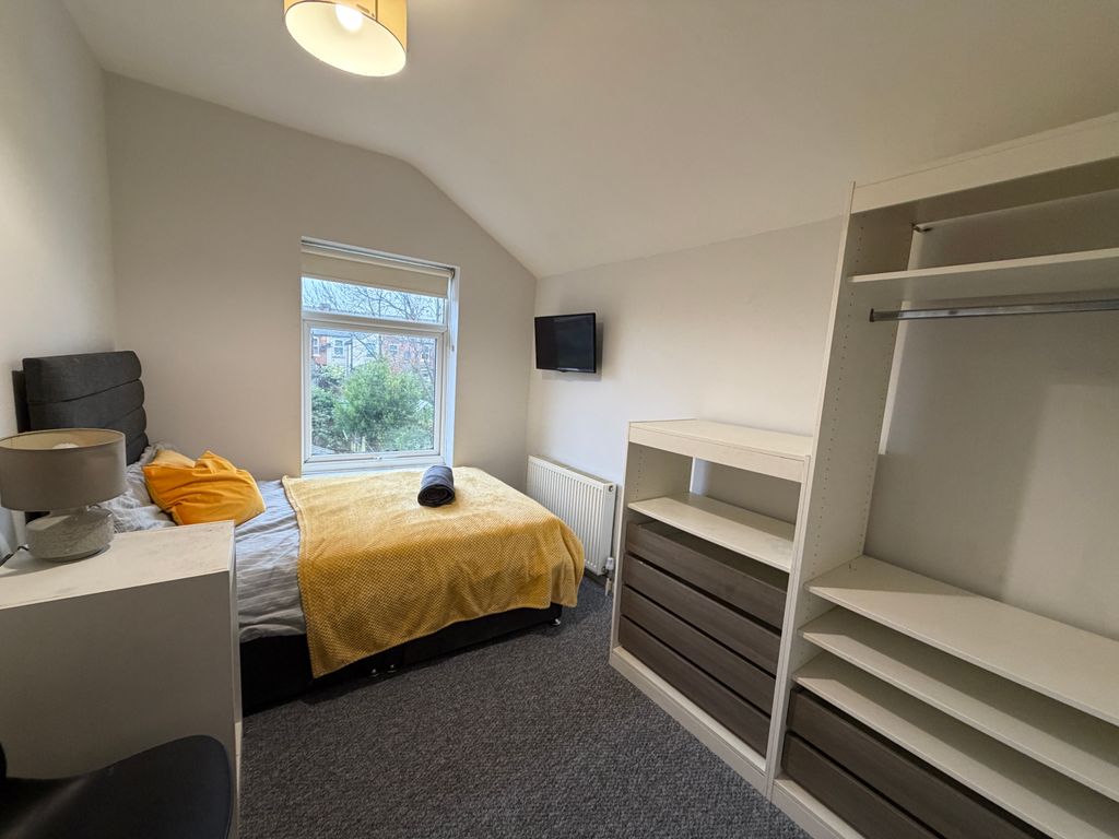 Property photo 1 of 5 Image (54)