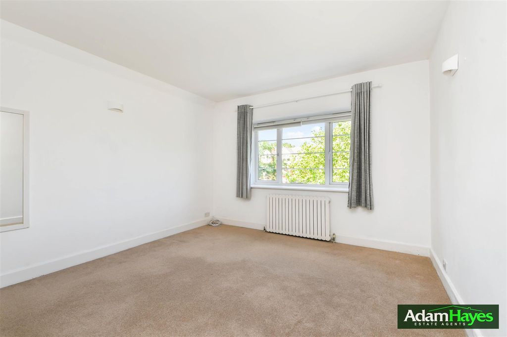 Property photo 3 of 7 Dsc_2910.Jpg