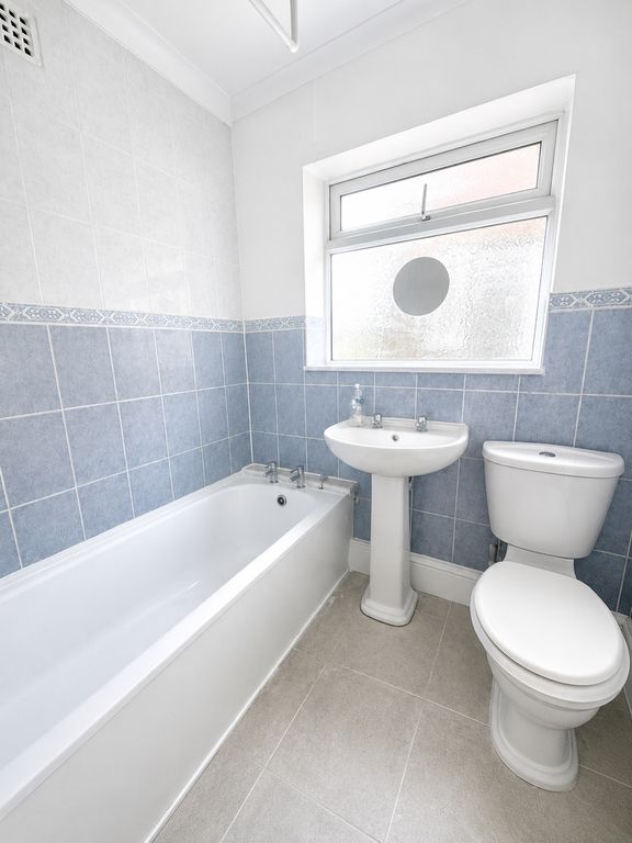 Property photo 3 of 8 Faaf071A-630F-4B9F-A539-19Dedcc610c2