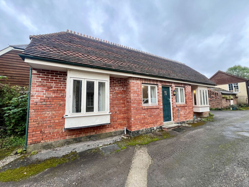 Property photo 1 of 16 Exterior