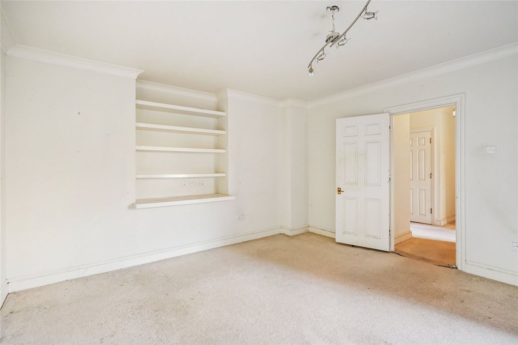 Property photo 2 of 15 Reception Room