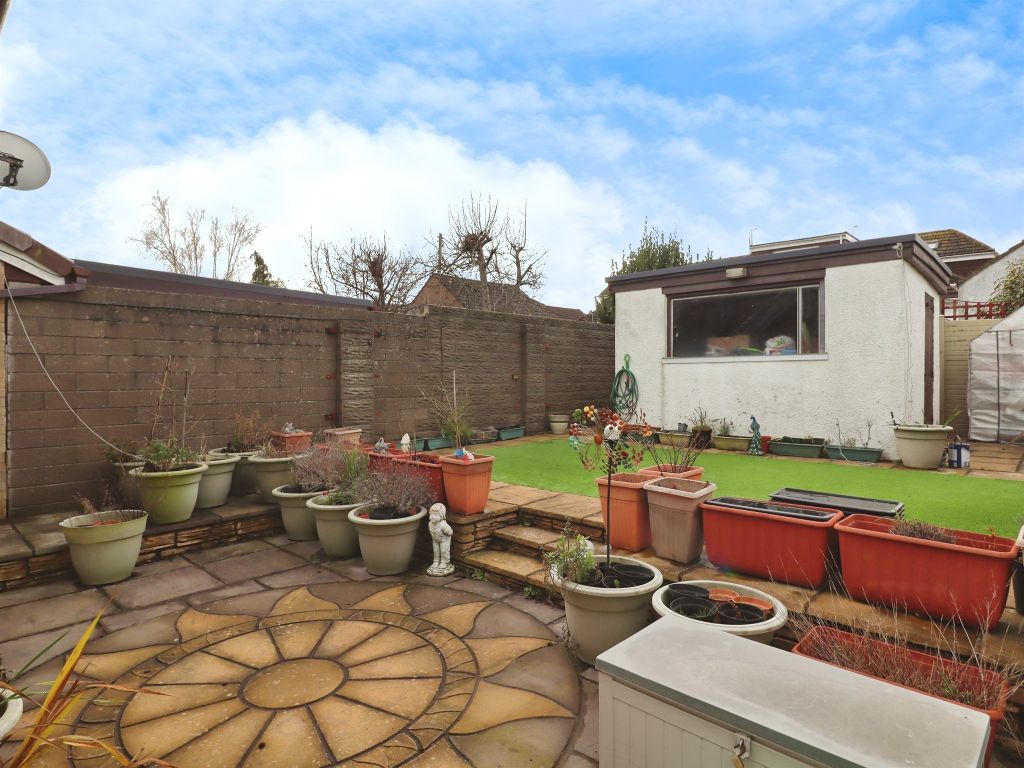 Property photo 3 of 16