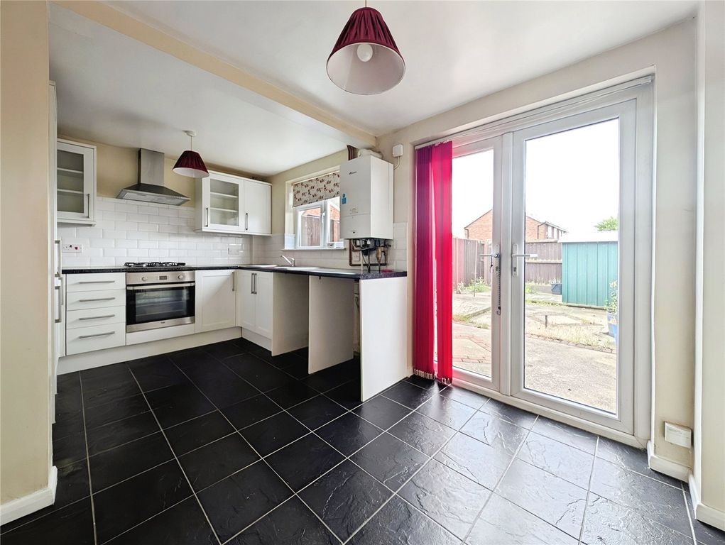 Property photo 3 of 9 Picture No. 18