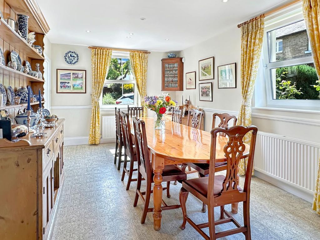 Additional image 2 of 5 bed detached house for saleSt. Marys Square, Newmarket CB8