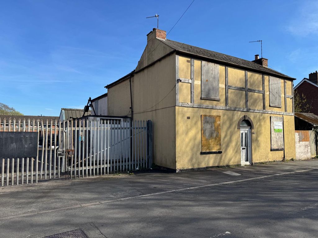 Property photo 2 of 7 2