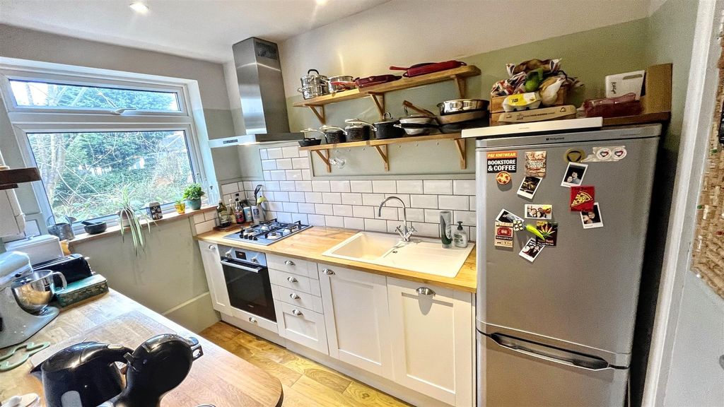 Property photo 3 of 10 Img_5952.Jpg