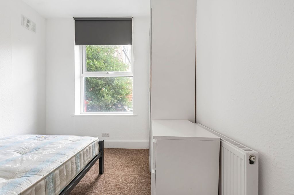 Property photo 3 of 14 Picture No. 08