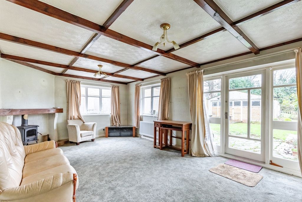 Property photo 3 of 17