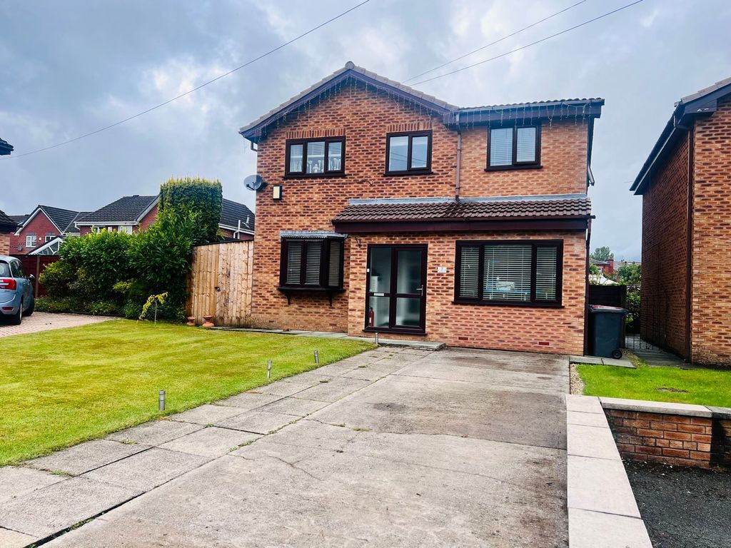 Property photo 2 of 32